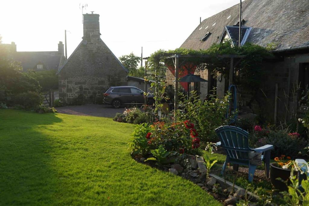Le Petit Fleur - The Little Flower, Cosy Cottage Saint-Michel-de-Montjoie Luaran gambar